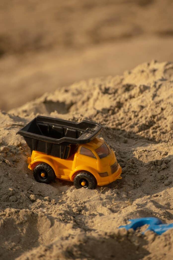 Zandbak speelgoedauto